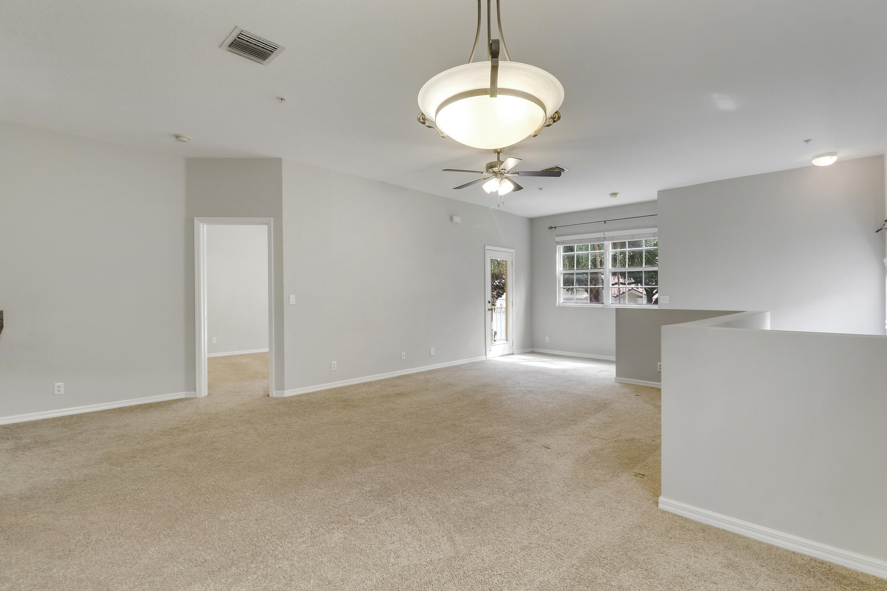 TEQUESTA TRACE CONDO - Residential Lease