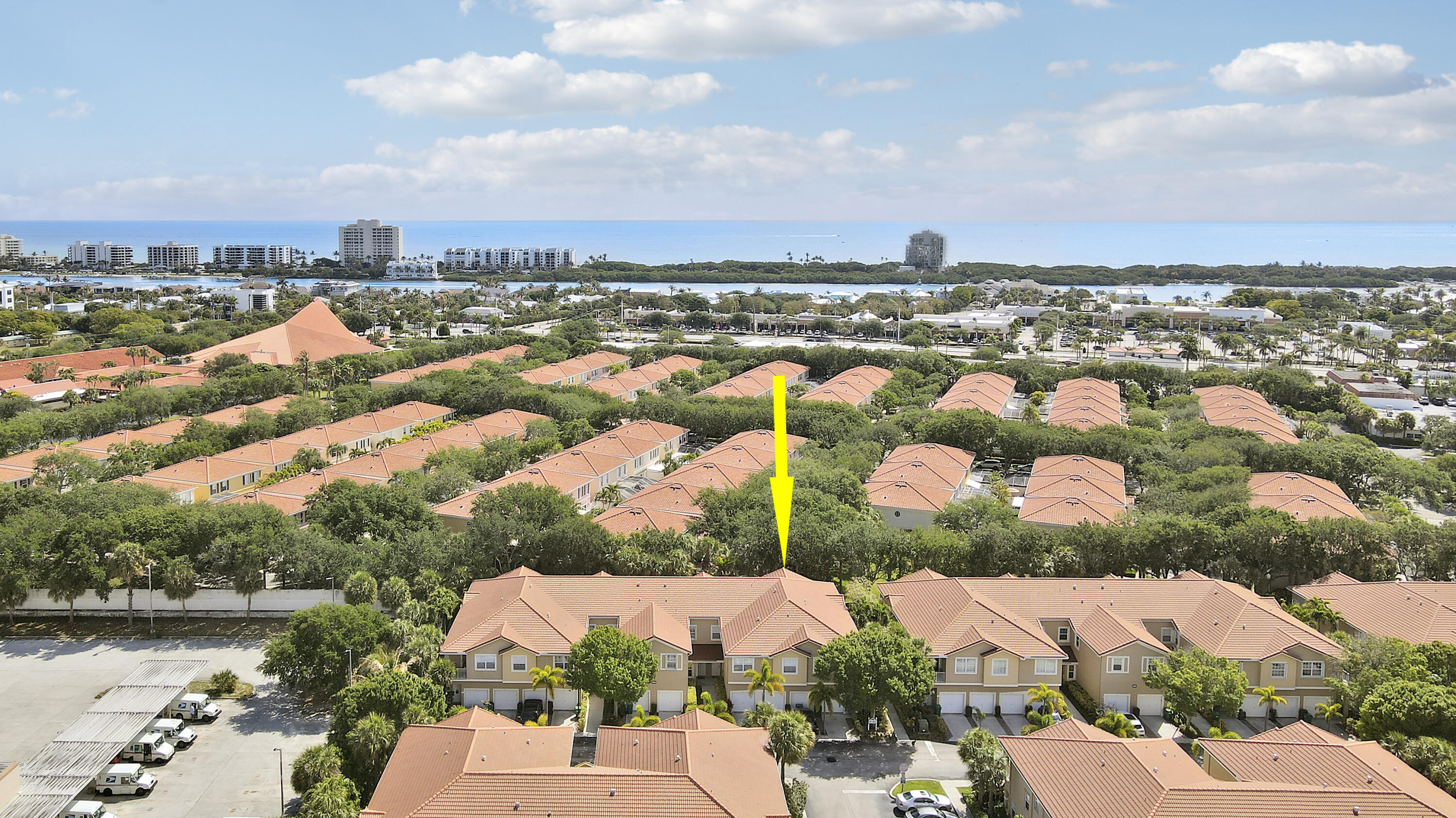 TEQUESTA TRACE CONDO - Residential Lease