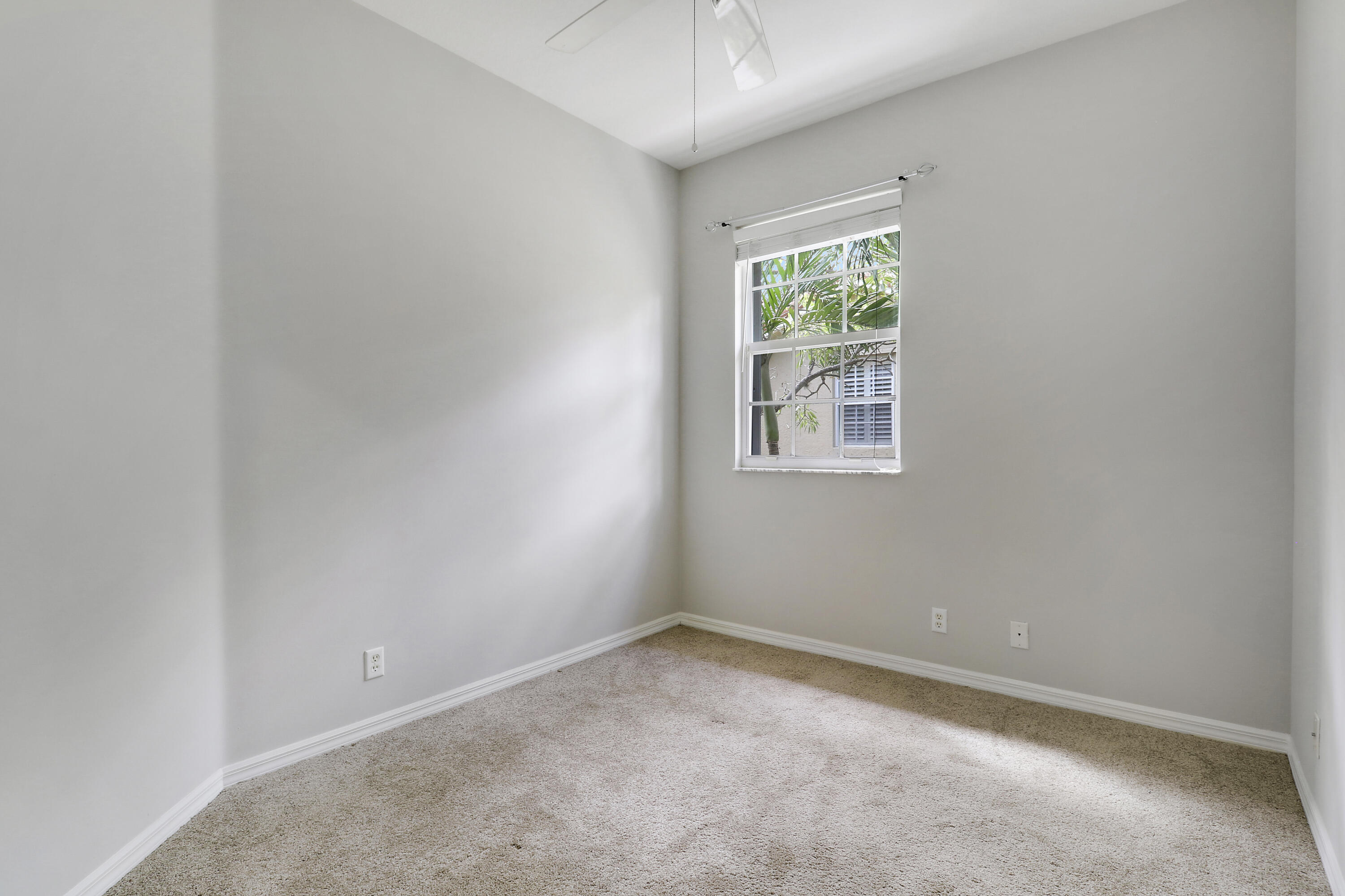 TEQUESTA TRACE CONDO - Residential Lease