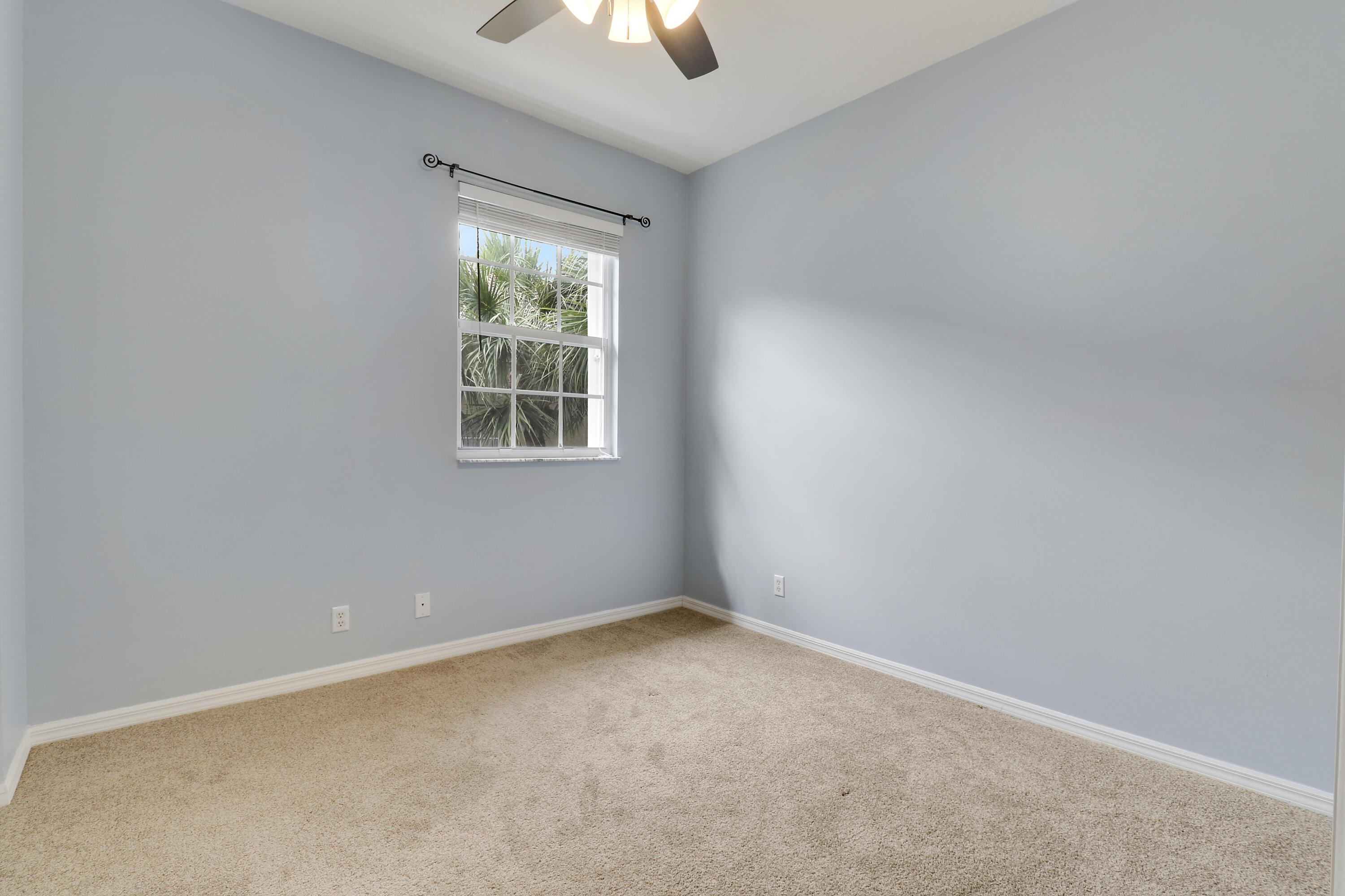 TEQUESTA TRACE CONDO - Residential Lease