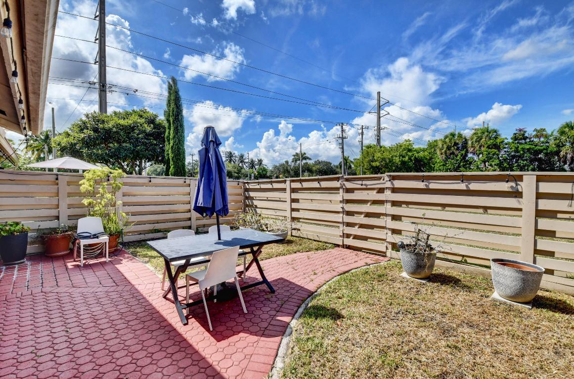 TIBURON II PH II - Residential