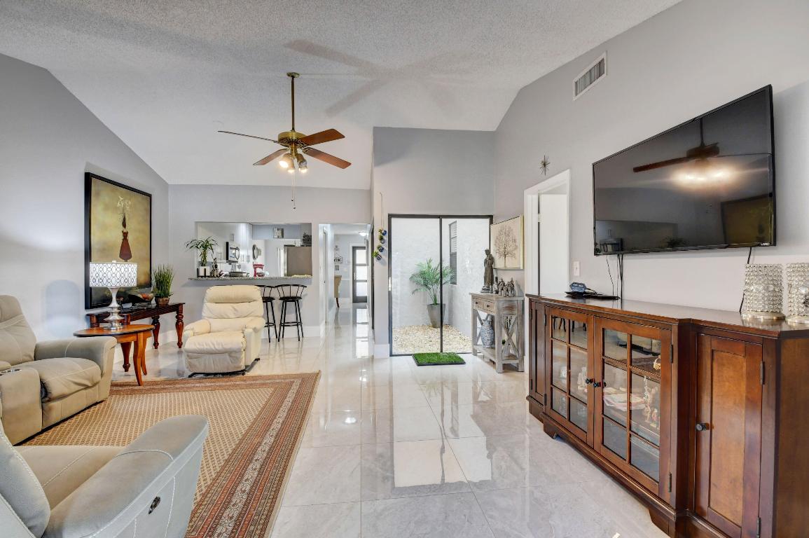 TIBURON II PH II - Residential