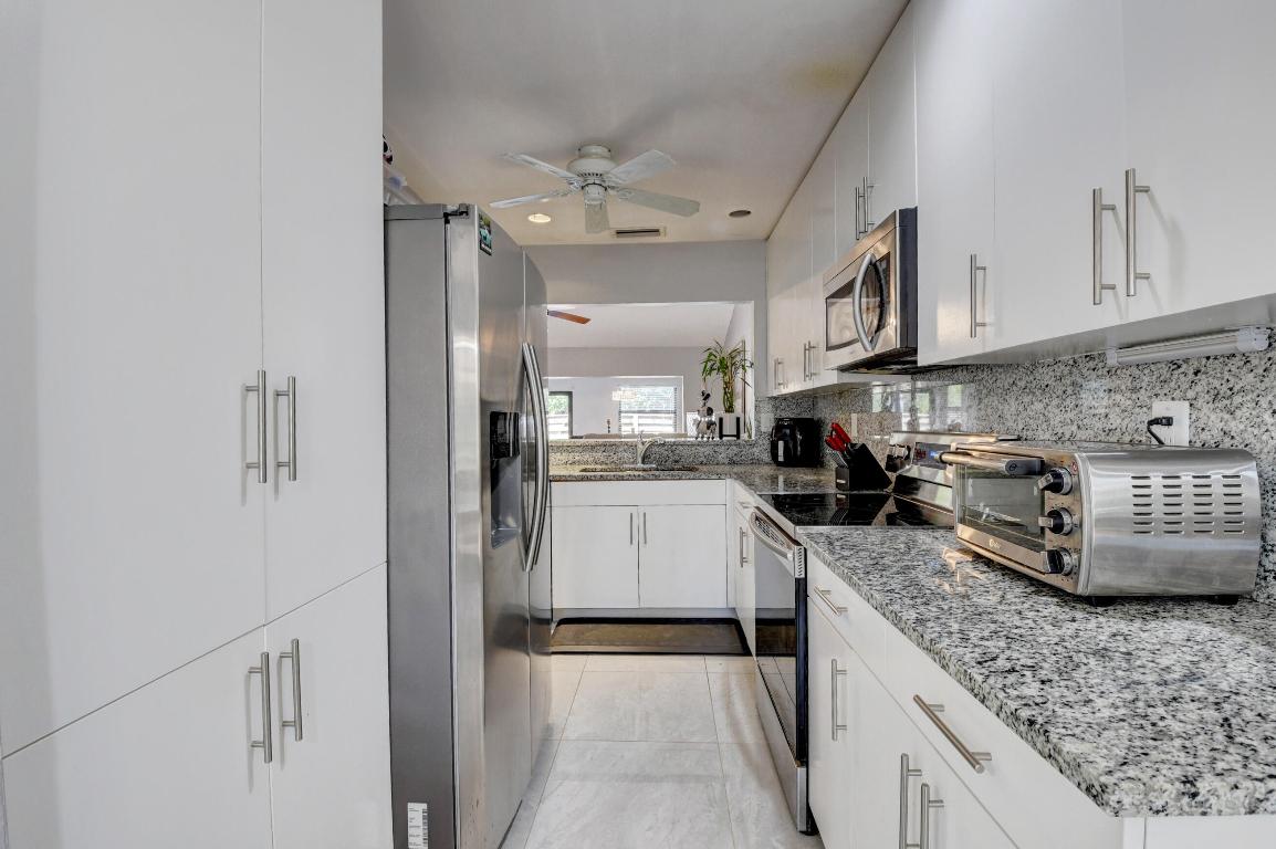 TIBURON II PH II - Residential