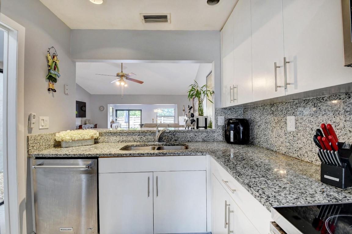 TIBURON II PH II - Residential