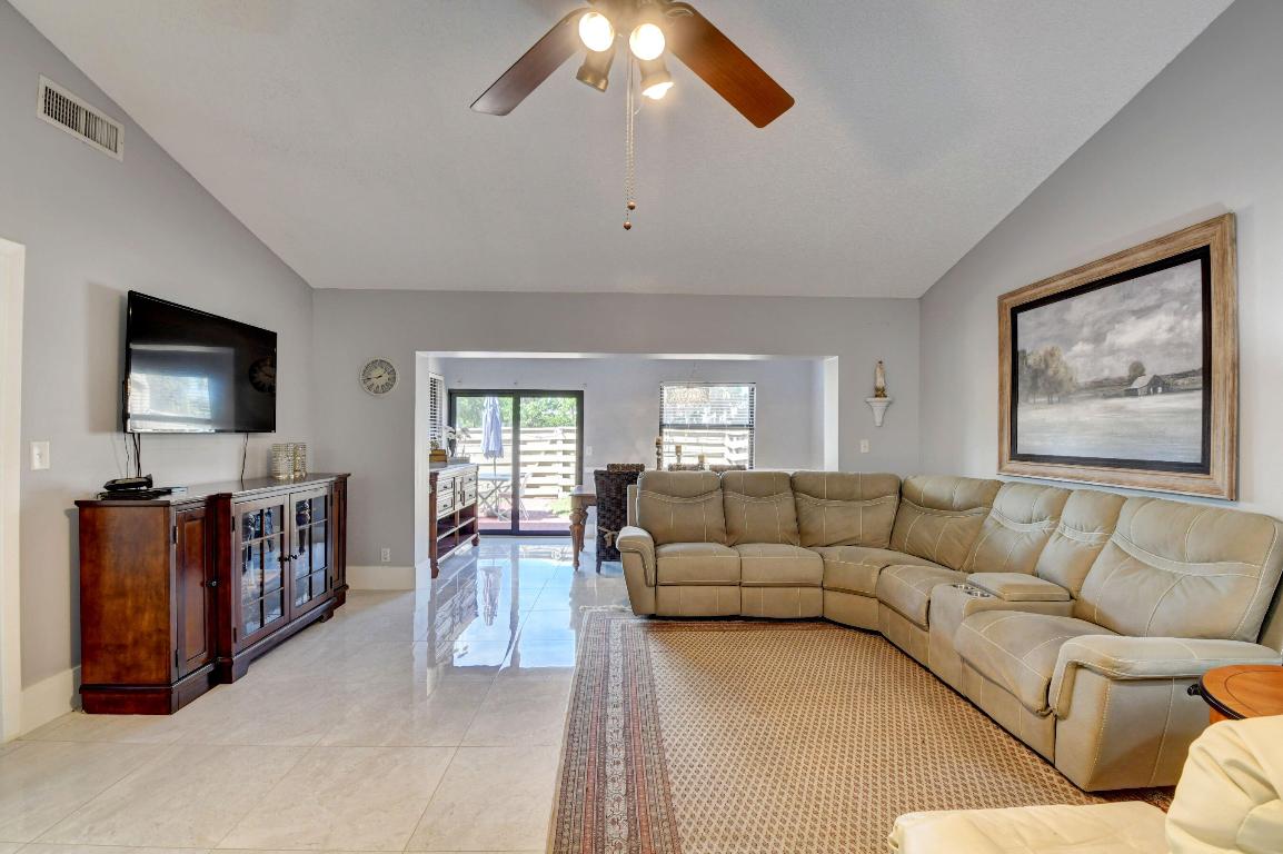 TIBURON II PH II - Residential