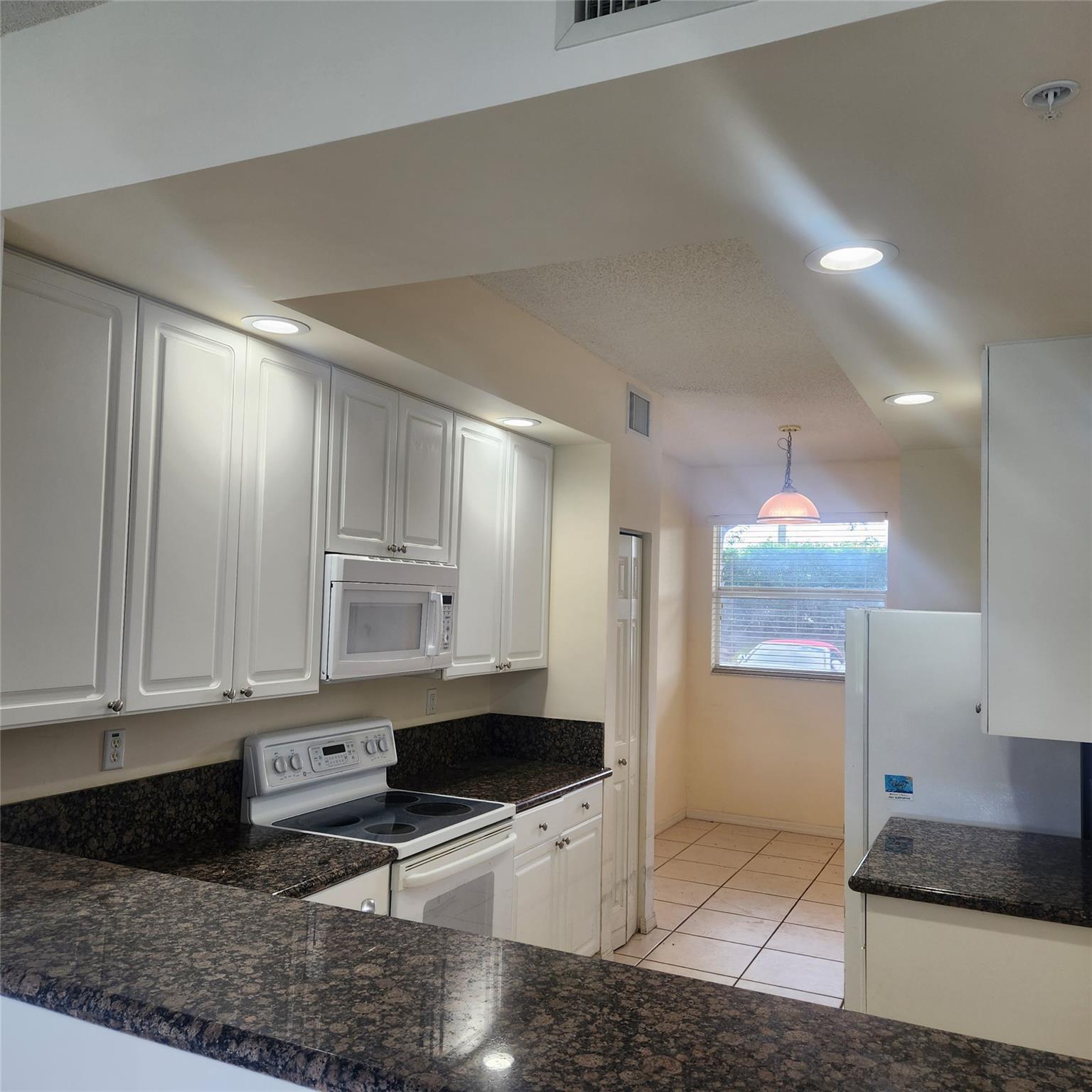 Boca Bayyou - Residential