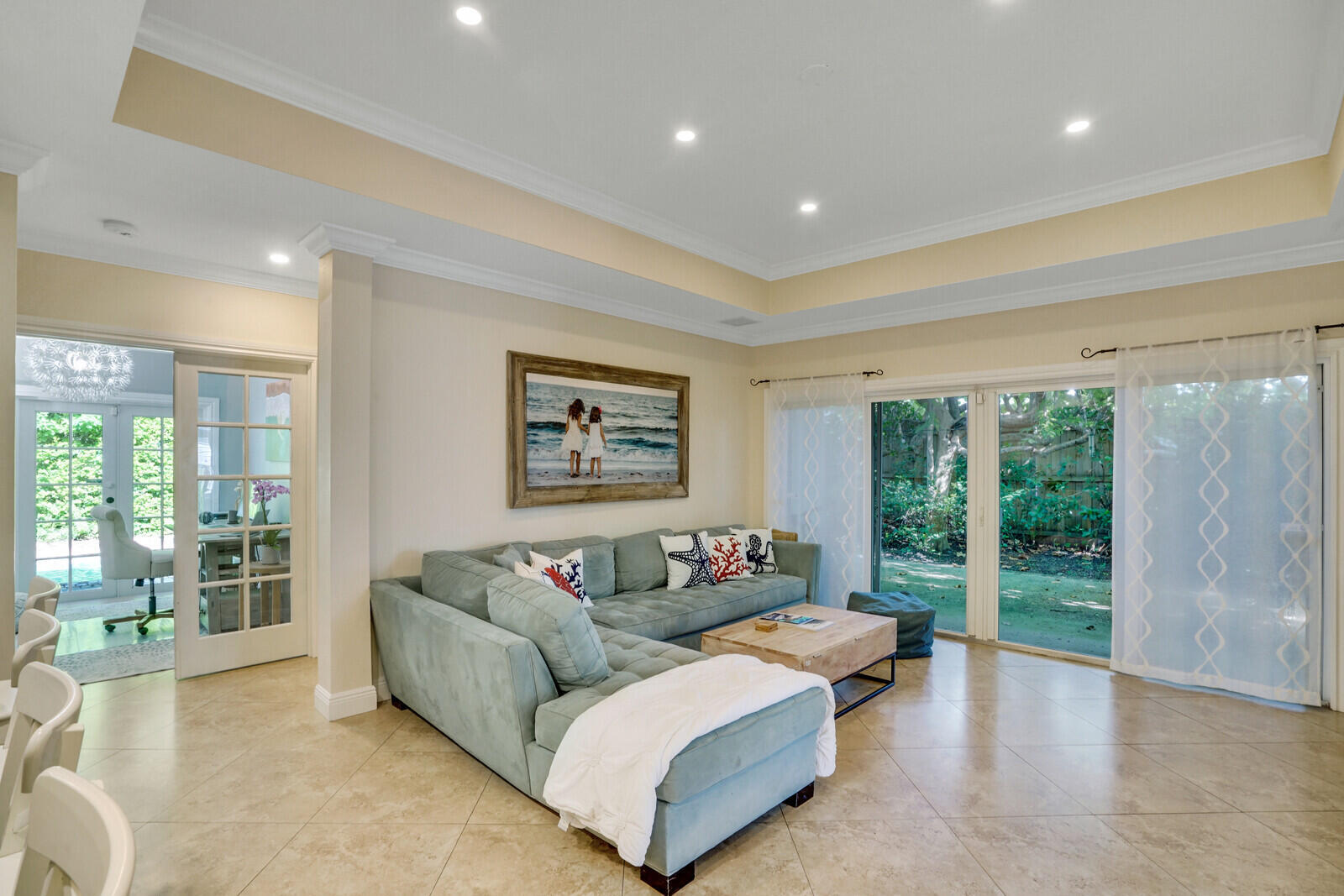 FOREST HILLS - Residential Lease