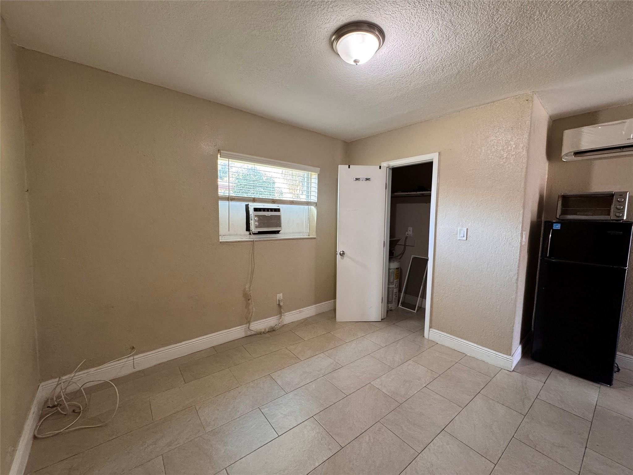 5 - Residential Lease