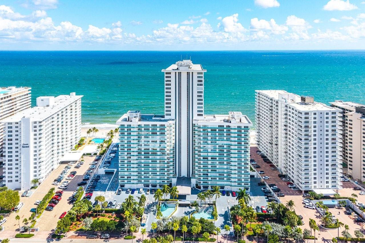 PLAYA DEL MAR CONDOMINIUM - Residential