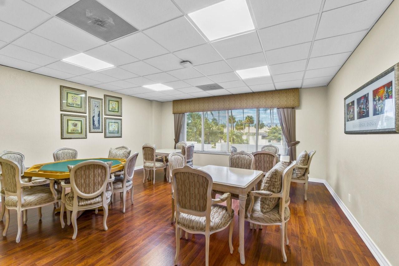 PLAYA DEL MAR CONDOMINIUM - Residential