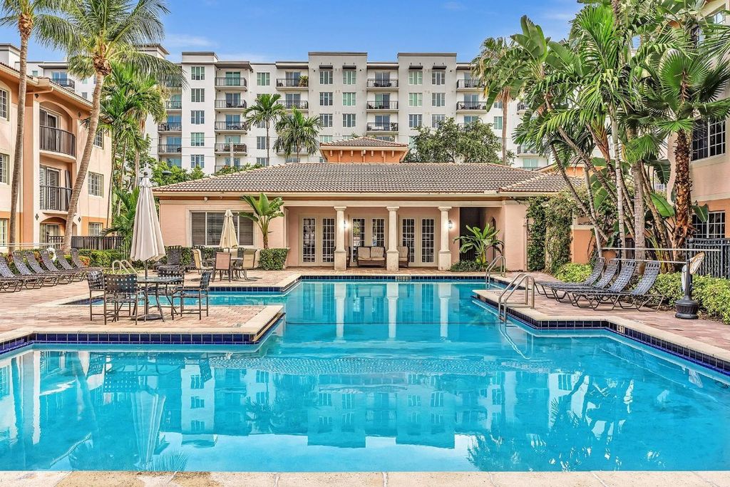 Photo of 2131 SE 10th Avenue #1117, Fort Lauderdale, FL 33316 (MLS # F10549114)