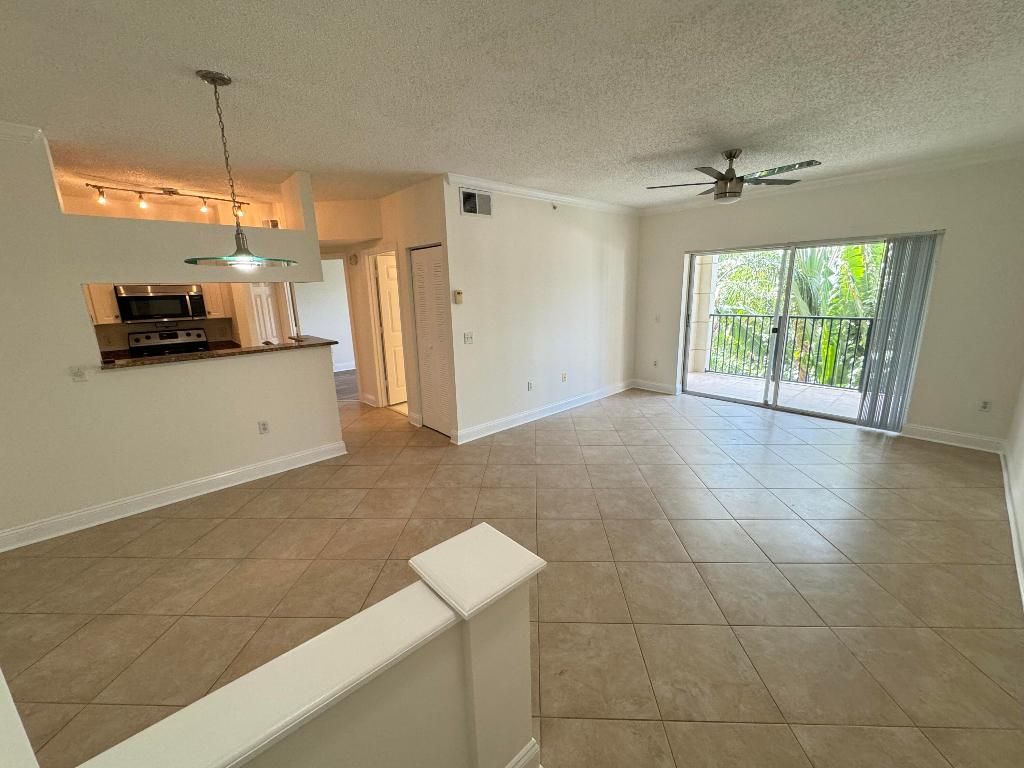 Photo of 3306 Tuscany Way #3306, Boynton Beach, FL 33435 (MLS # R11086150)