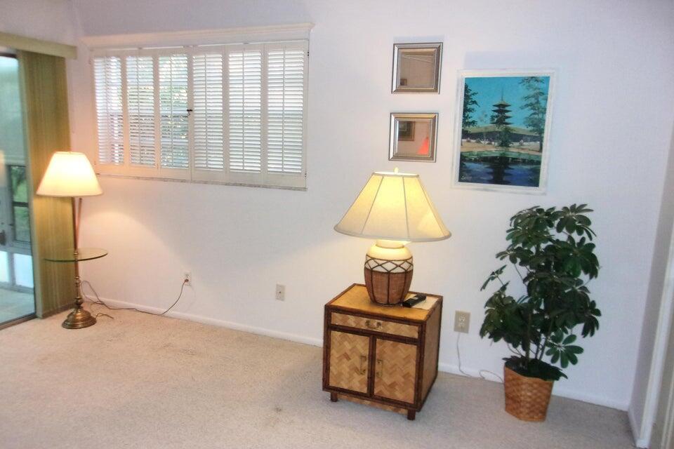 Vista Del lago - Residential Lease