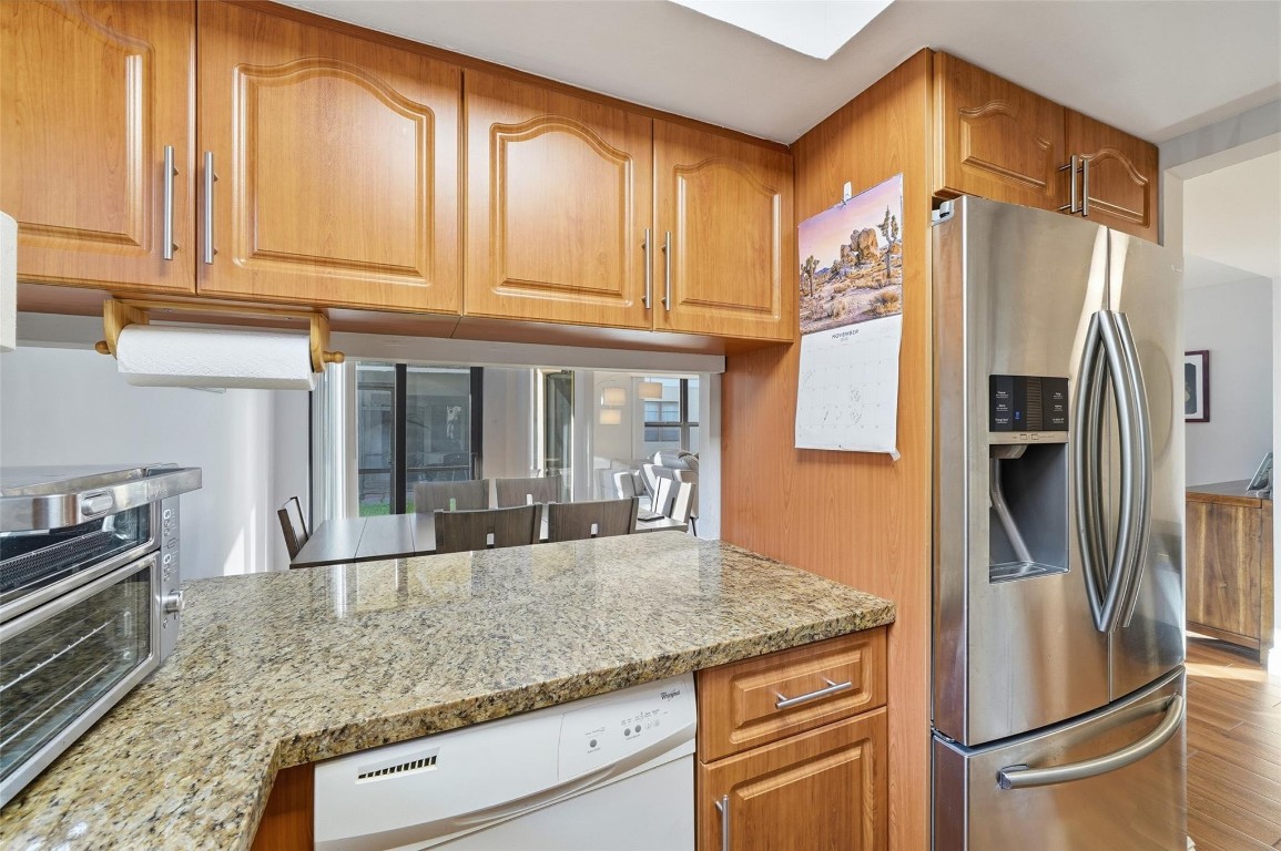 Shadow Wood Condo - Residential Lease