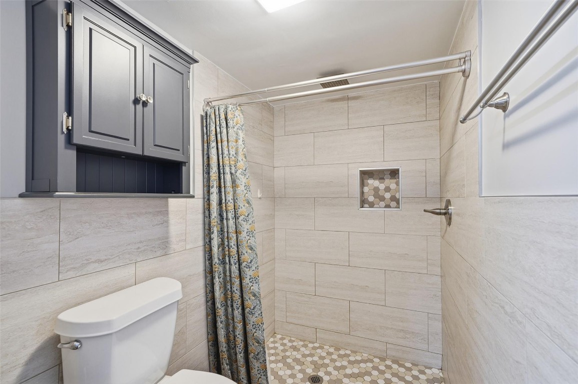 Shadow Wood Condo - Residential Lease