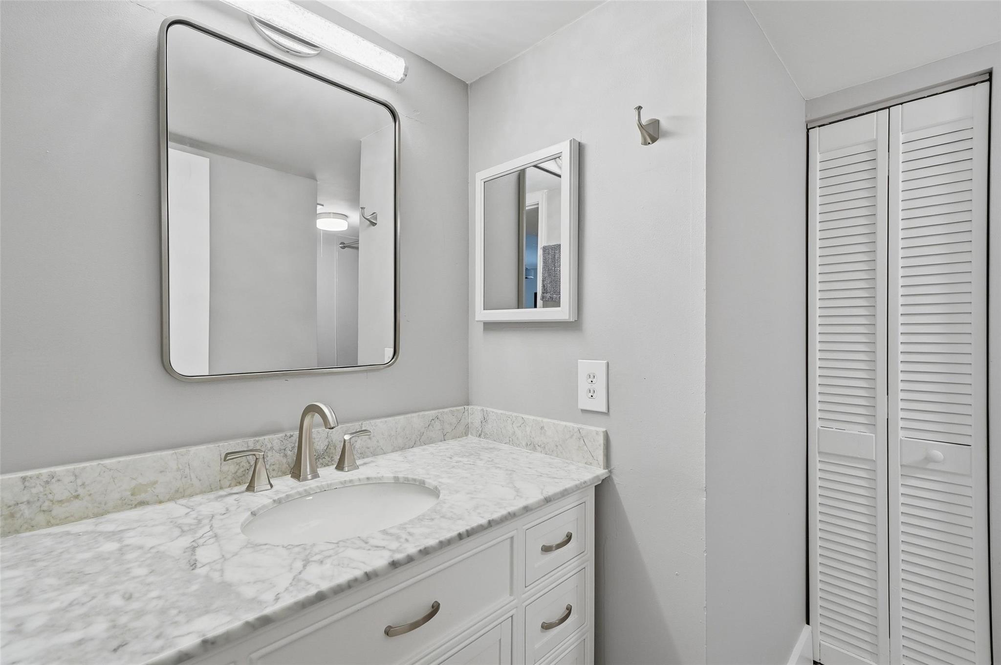 Shadow Wood Condo - Residential Lease