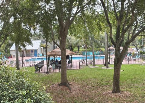 2112 S Cypress Bend Dr 203 Pompano Beach FL 33069