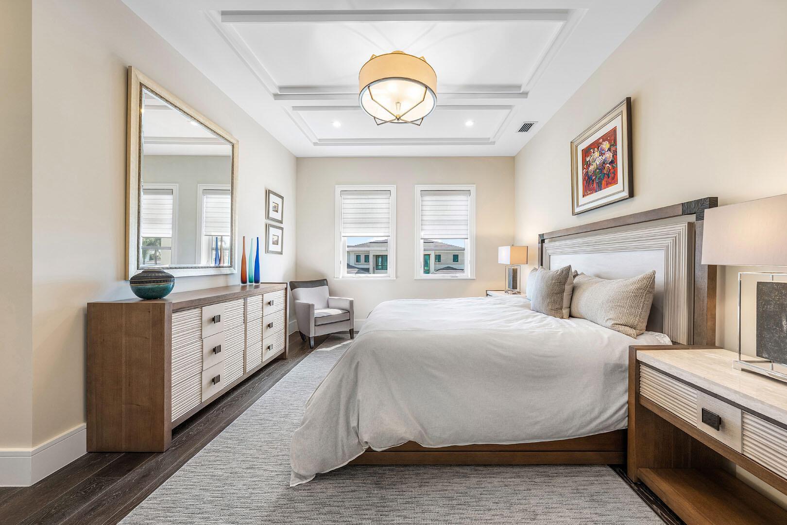 ROYAL PALM YACHT & COUNTR - Residential