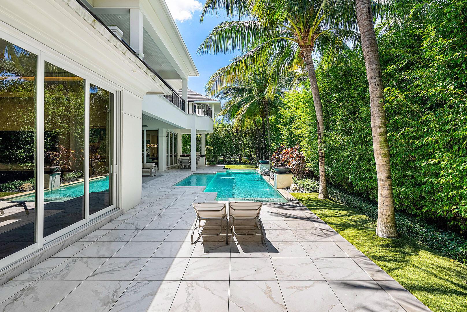 ROYAL PALM YACHT & COUNTR - Residential