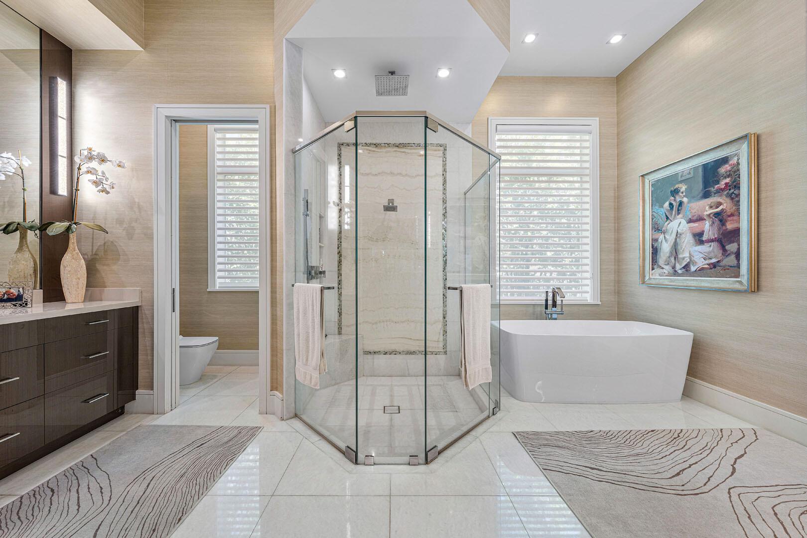 ROYAL PALM YACHT & COUNTR - Residential