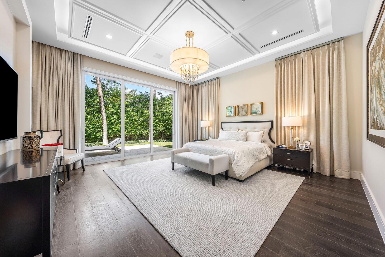 ROYAL PALM YACHT & COUNTR - Residential