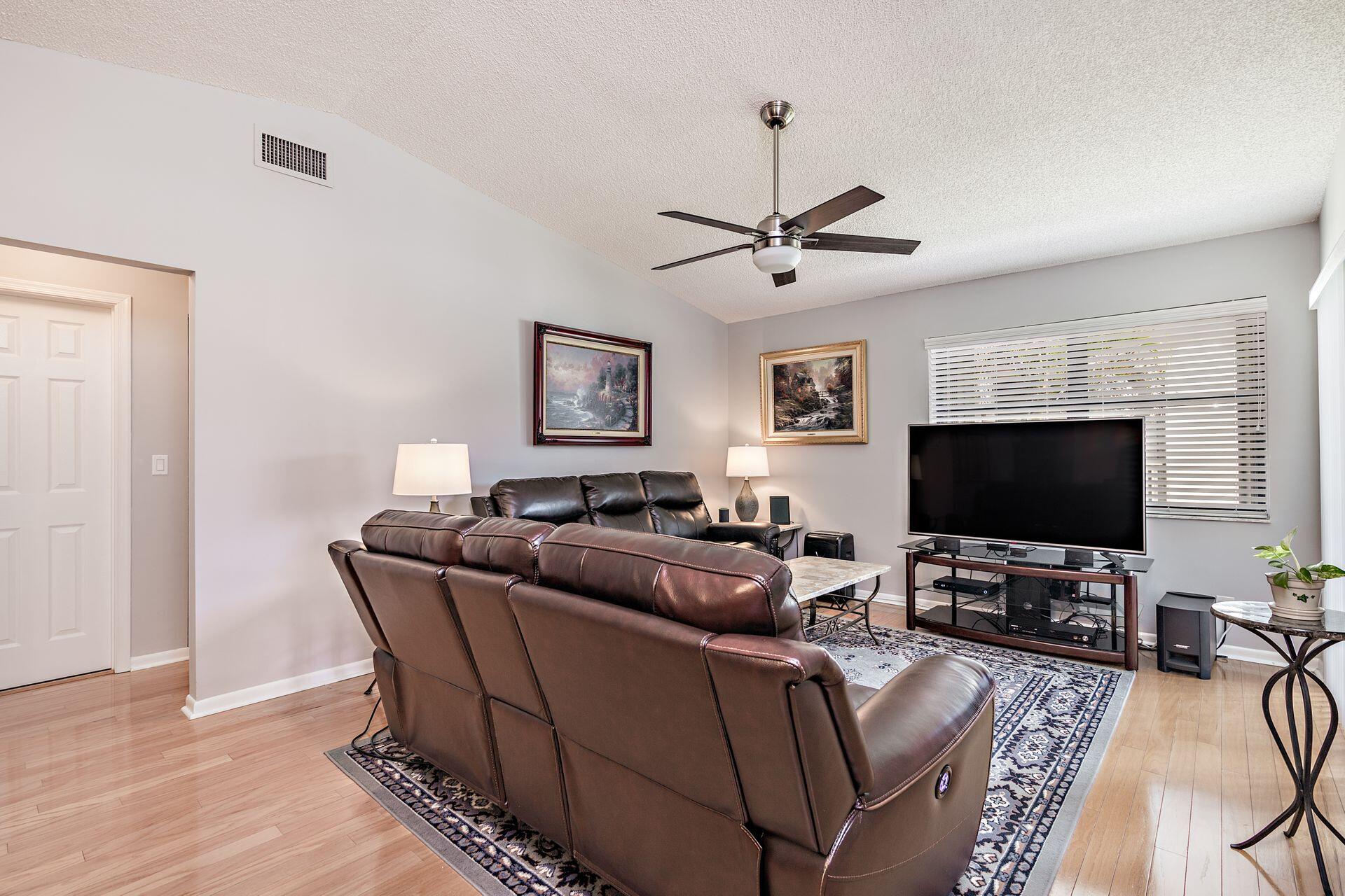 LUCERNE POINTE ONE,TWO,THREE FOUR,SEVEN,EIGHT,NINE - Residential