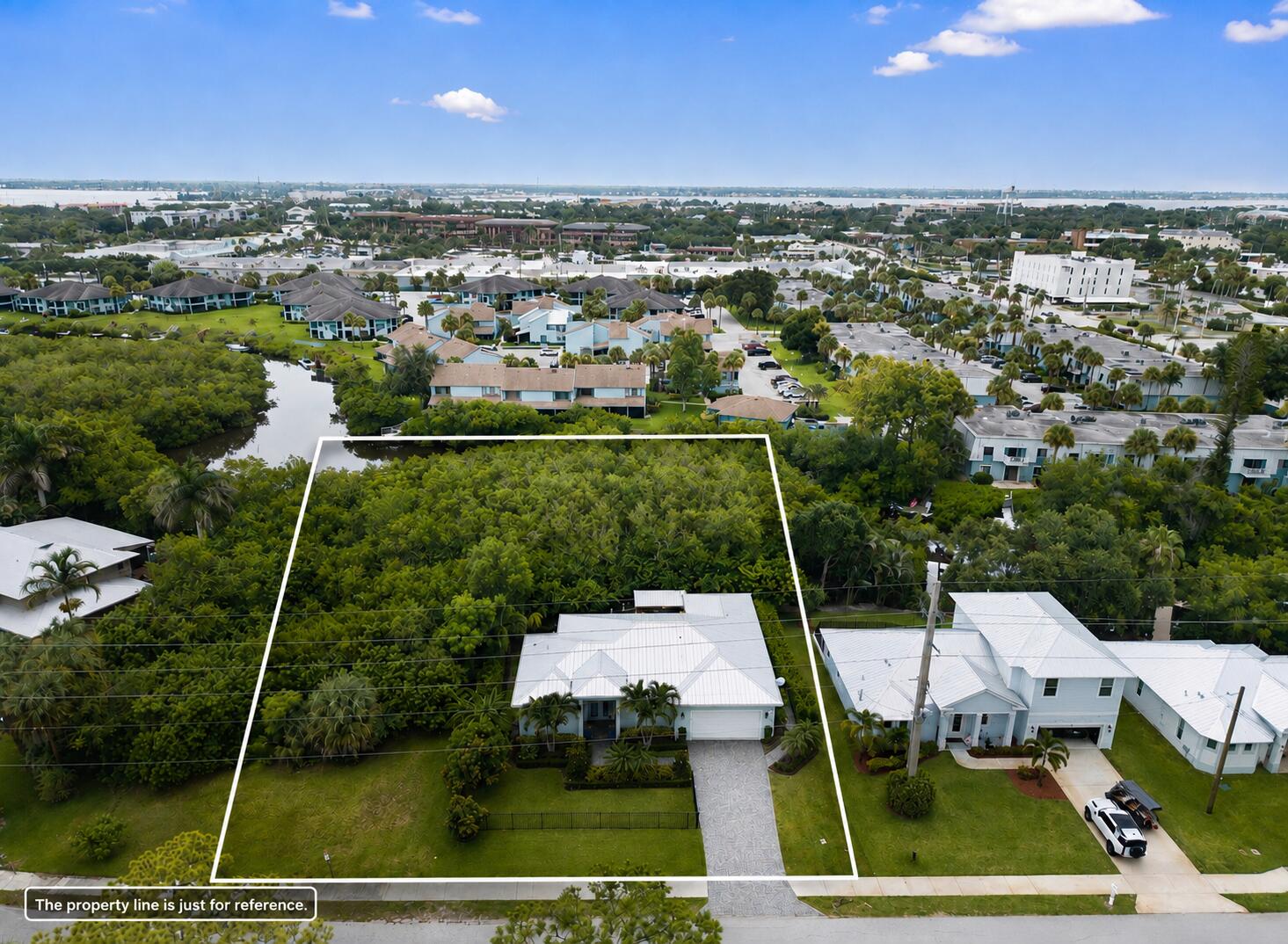 232 SW INDIAN GROVES Drive