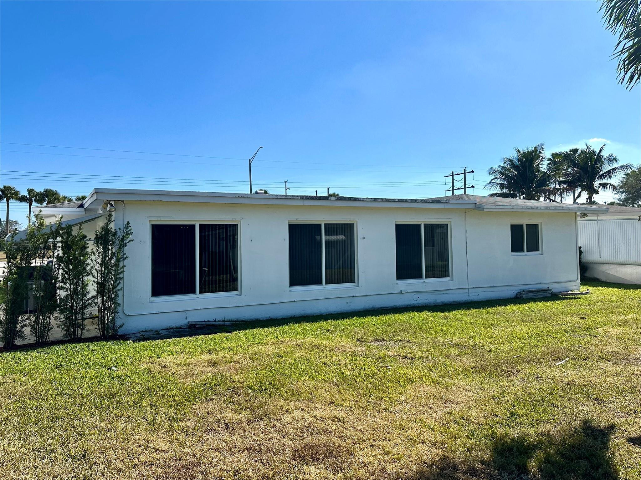 Paradise Gardens Sec 4 76 - Residential