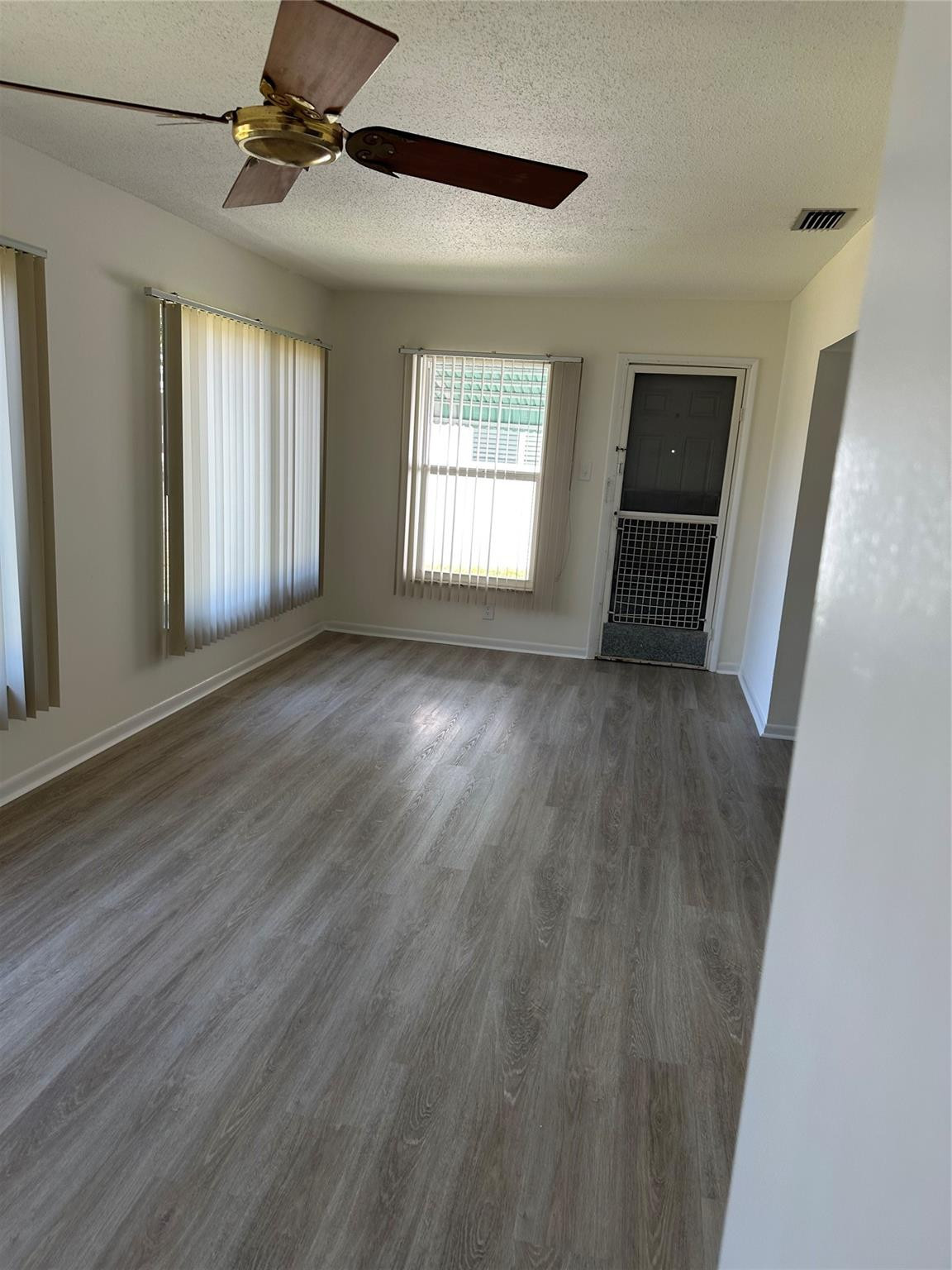 Paradise Gardens Sec 4 76 - Residential