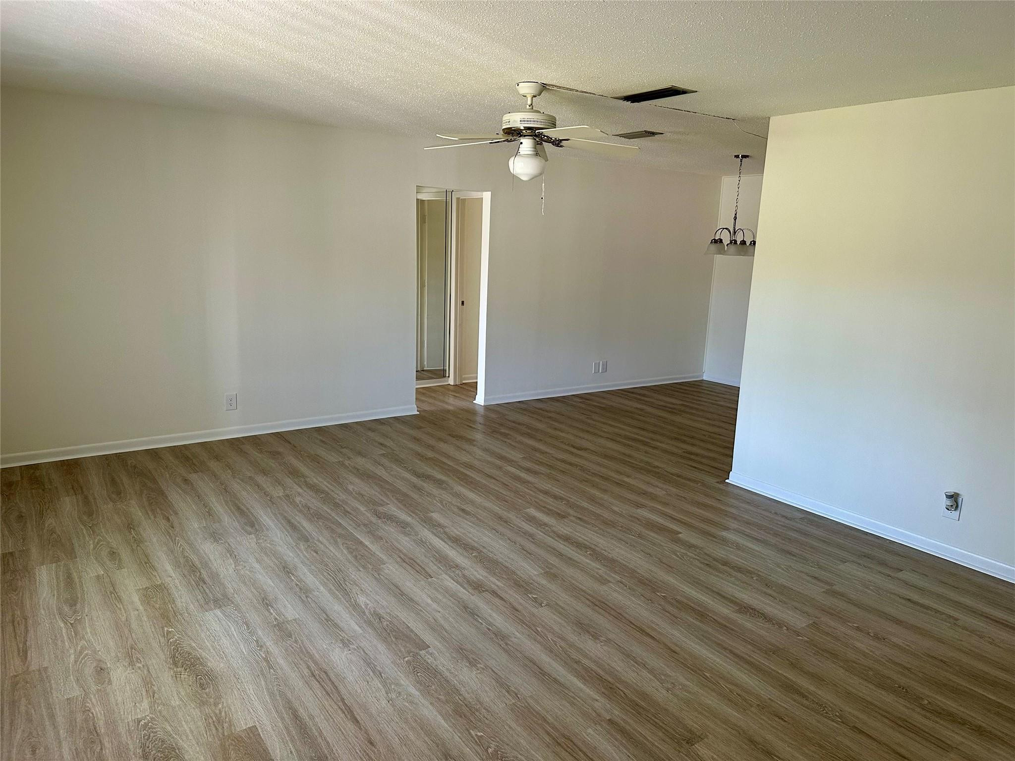 Paradise Gardens Sec 4 76 - Residential