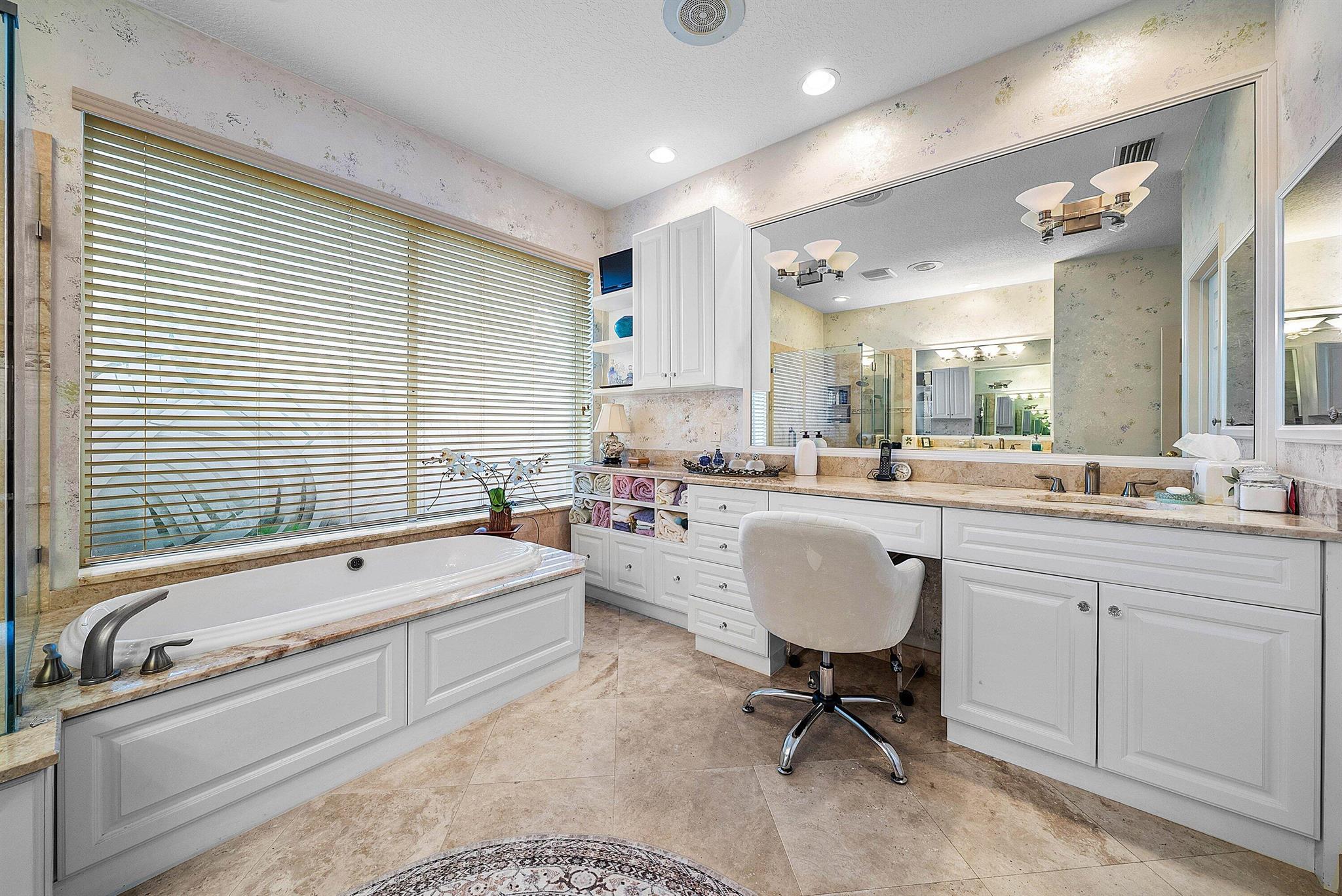 ENCANTADA - Residential