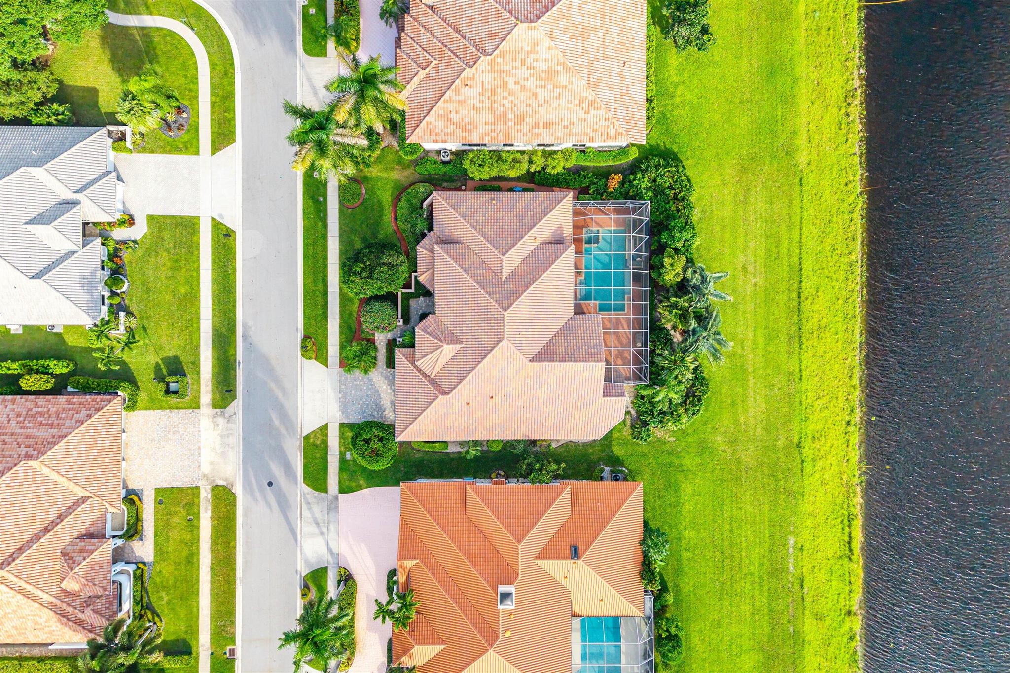 ENCANTADA - Residential