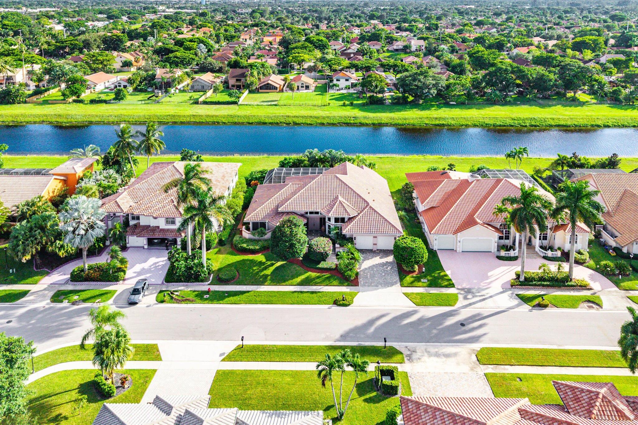 ENCANTADA - Residential