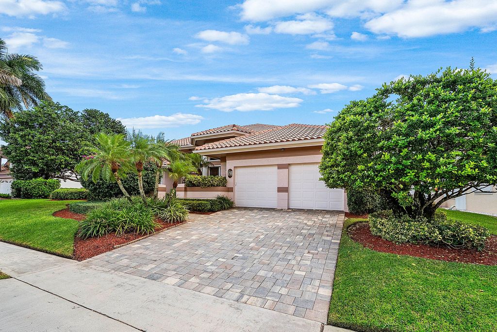 Photo of 7142 Montrico Drive, Boca Raton, FL 33433 (MLS # R11133087)