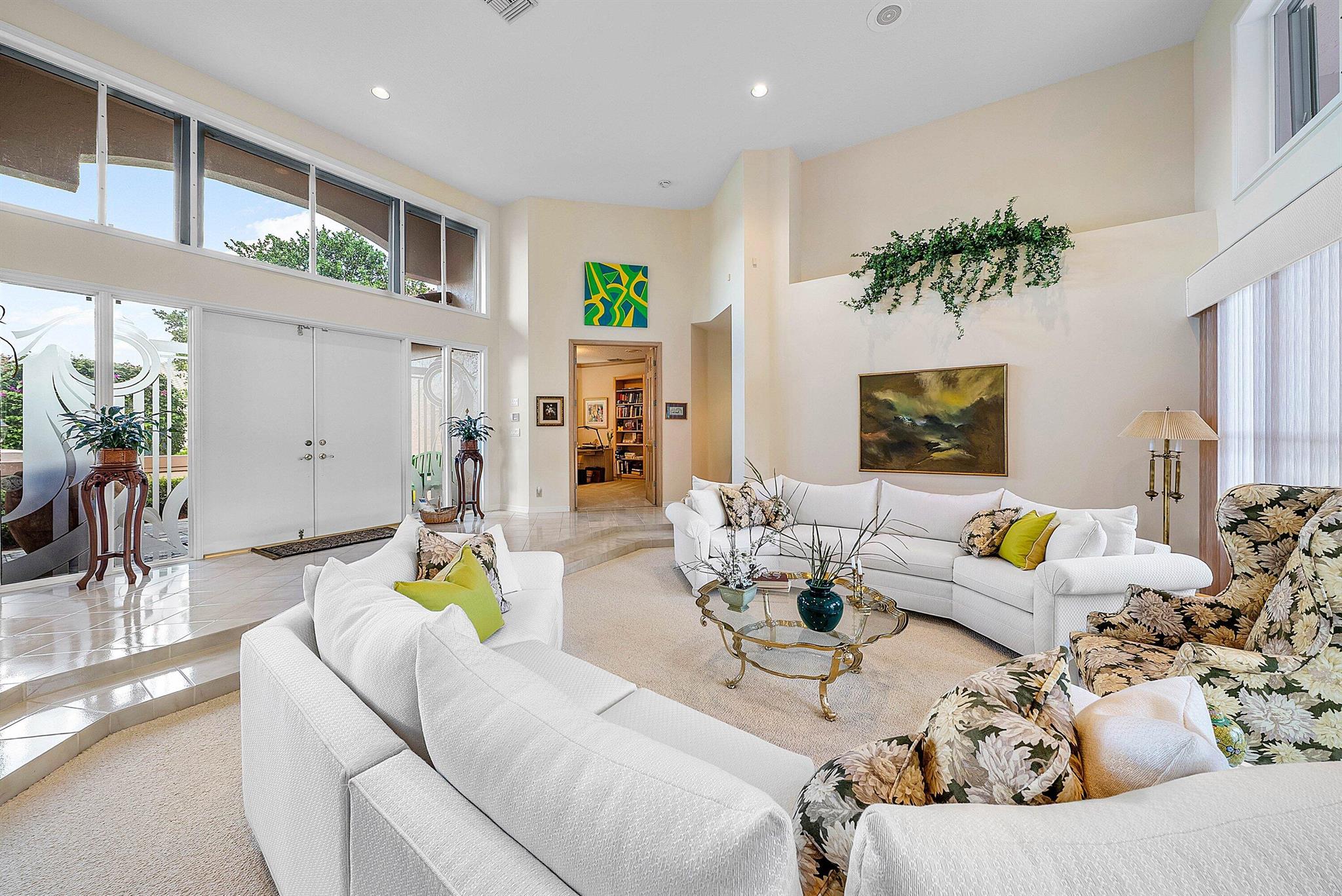 ENCANTADA - Residential