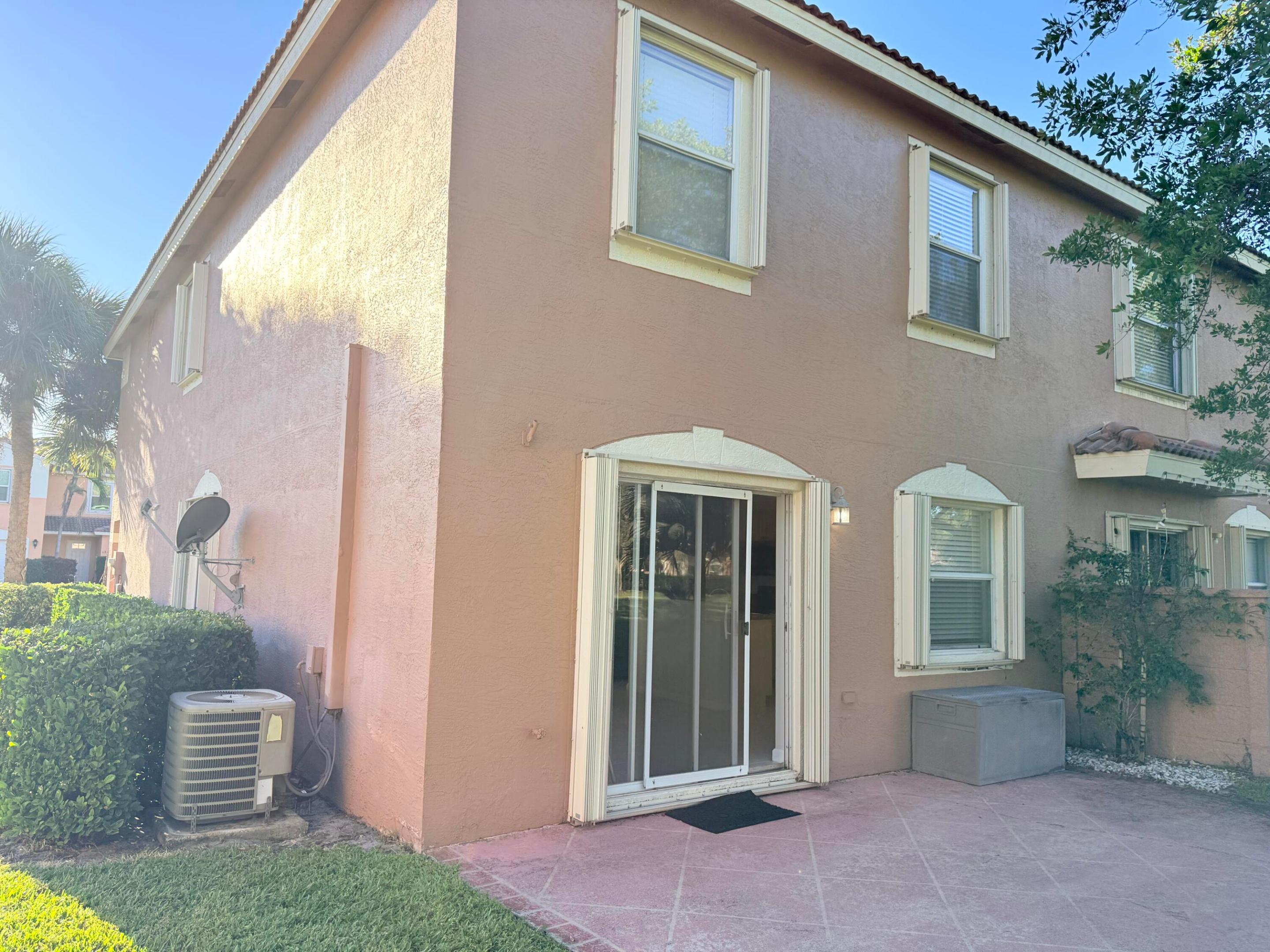 RIVERMILL - Residential Lease