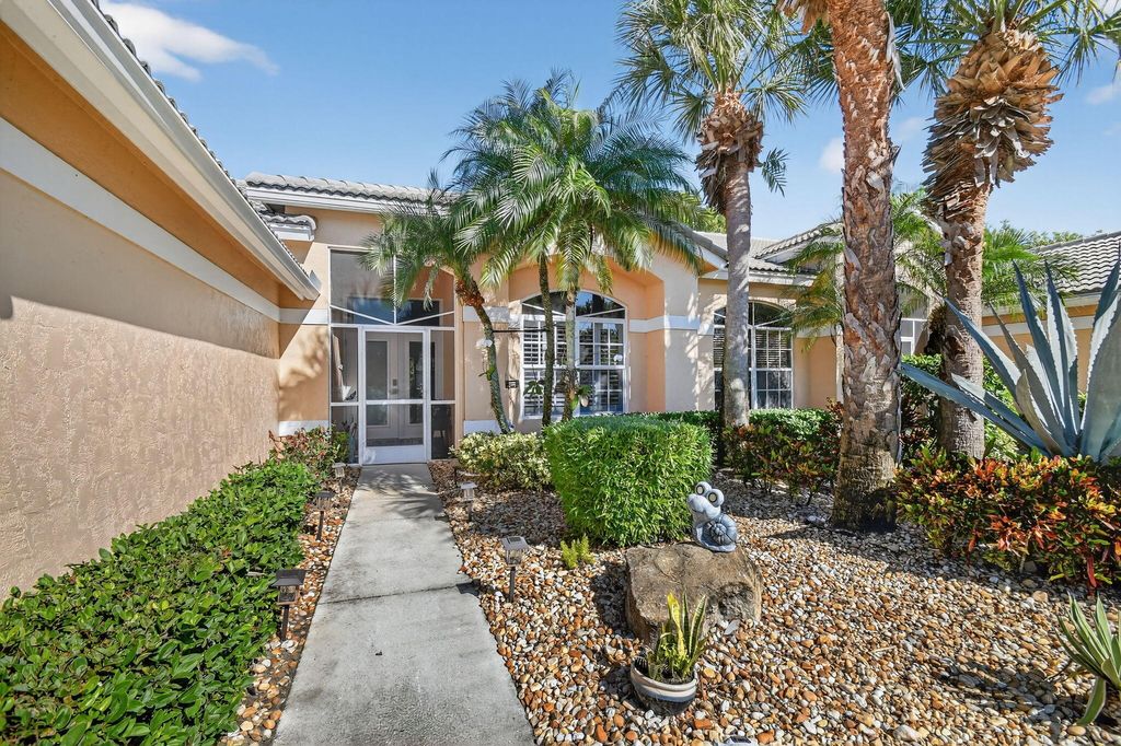 Photo of 7811 Rockford Road, Boynton Beach, FL 33472 (MLS # R11141859)