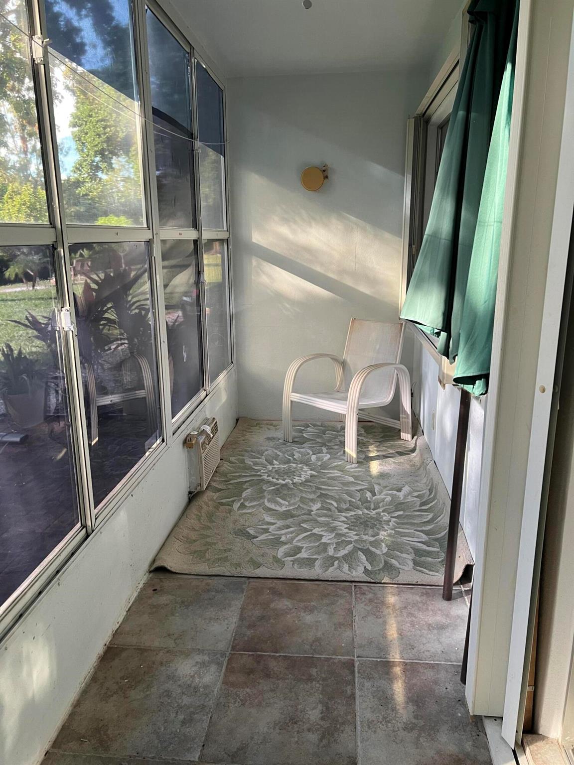 WINDSOR CONDOS - Residential