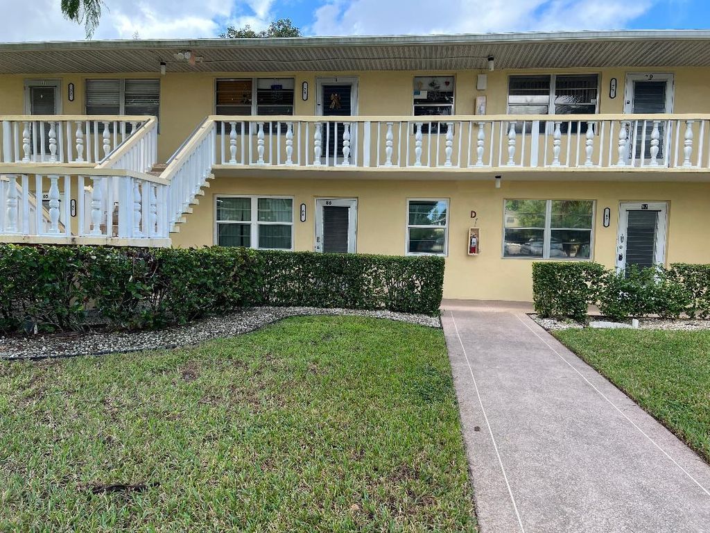 Photo of 66 Windsor D, West Palm Beach, FL 33417 (MLS # R11147871)