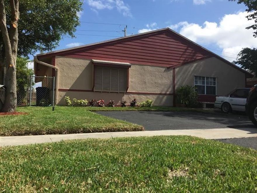 All upgraded gorgeous two bedrooms and two bathrooms single family home. New kitchen , new floors new water heater. New baseboards, new bathrooms. Freshly painted.Gorgeous landscaping. Bright new appliances and new ac! No association fee! Rented for $1600 till July 2020. This property is rented till July 2020. We need executed offer in order to show.