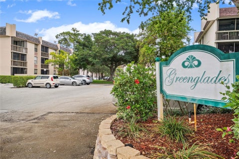 Tiny photo for 8437 Forest Hills Drive #203, Coral Springs, FL 33065 (MLS # F10543895)