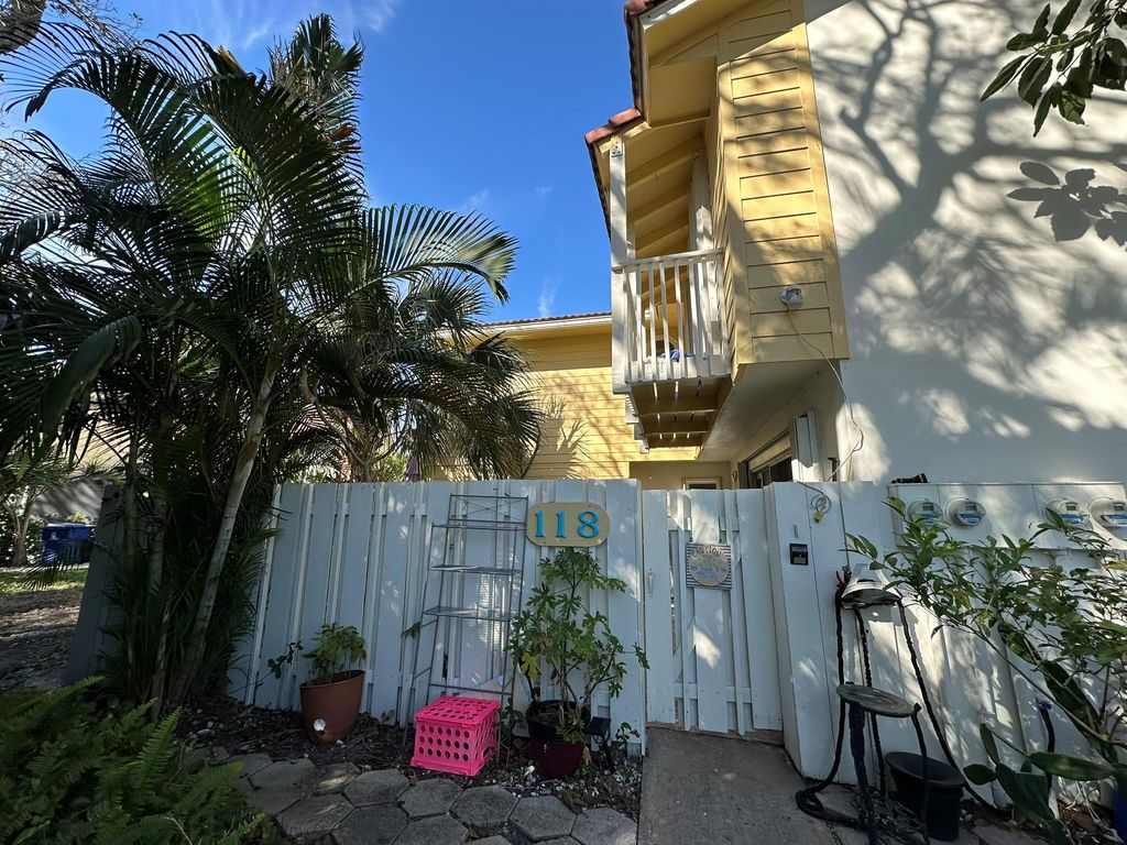 Photo of 118 Seabreeze Circle #118, Jupiter, FL 33477 (MLS # F10420605)