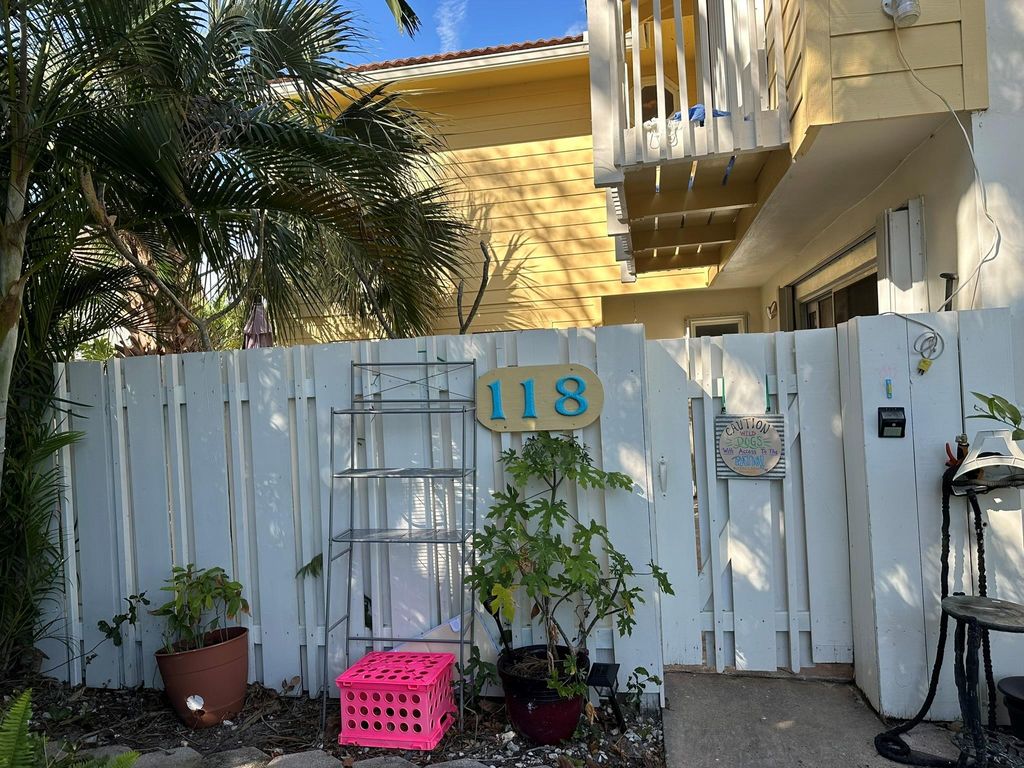 Photo of 118 Seabreeze Circle #118, Jupiter, FL 33477 (MLS # F10420605)