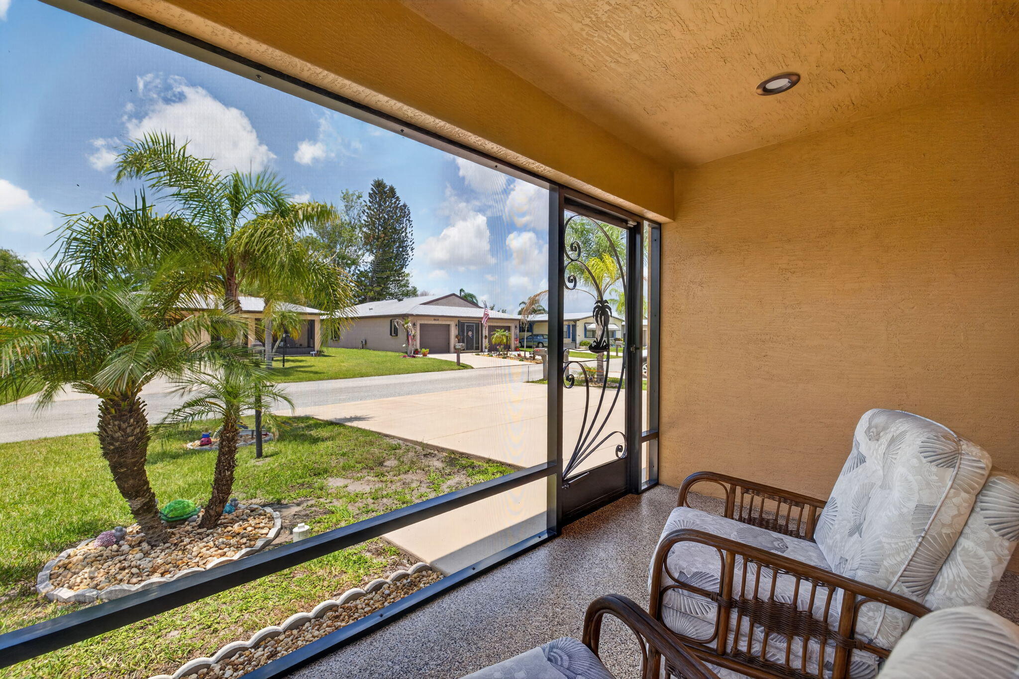 SPANISH LAKES FAIRWAYS LEASEHOLD ESTATES - Residential