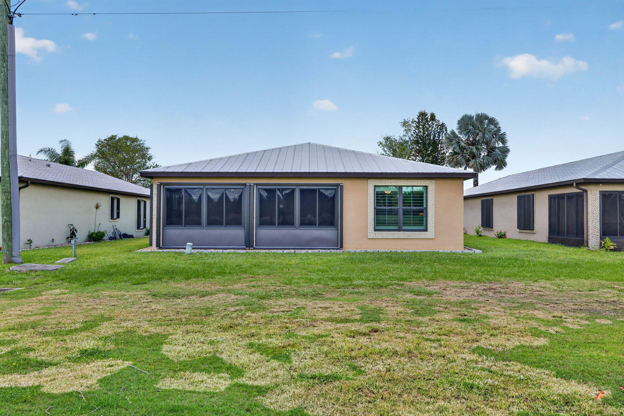SPANISH LAKES FAIRWAYS LEASEHOLD ESTATES - Residential