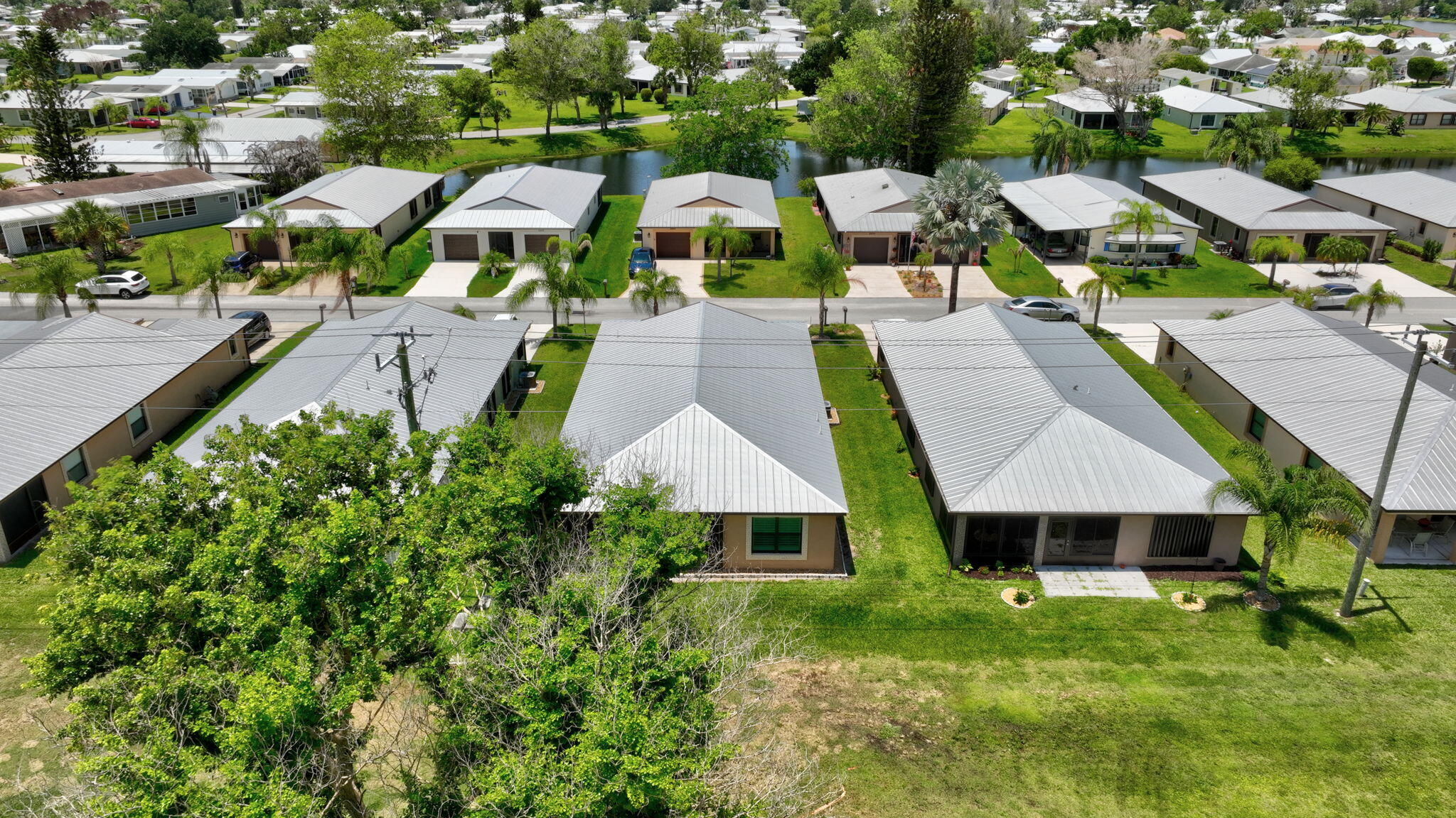 SPANISH LAKES FAIRWAYS LEASEHOLD ESTATES - Residential