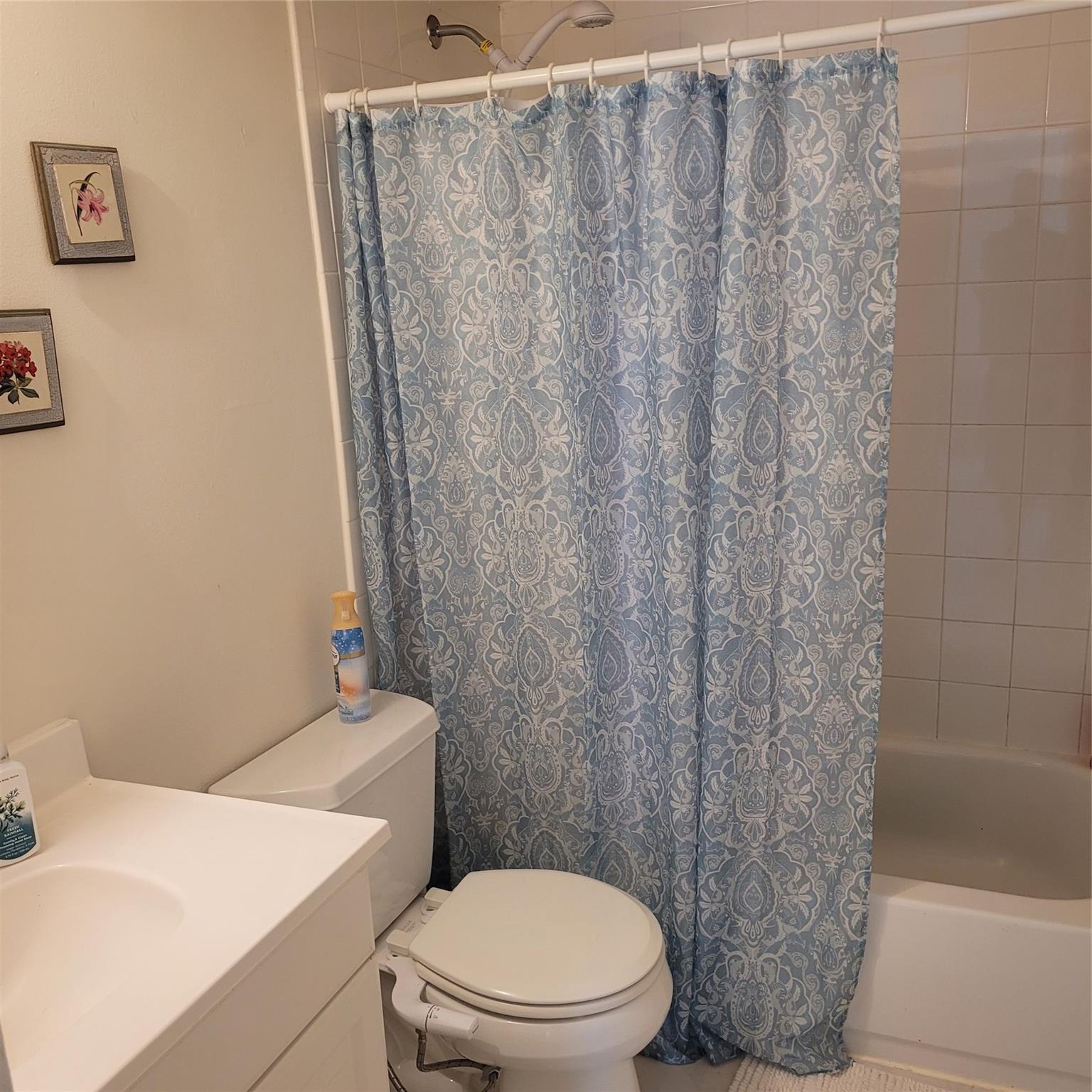 Country Pines Condo - Residential Lease