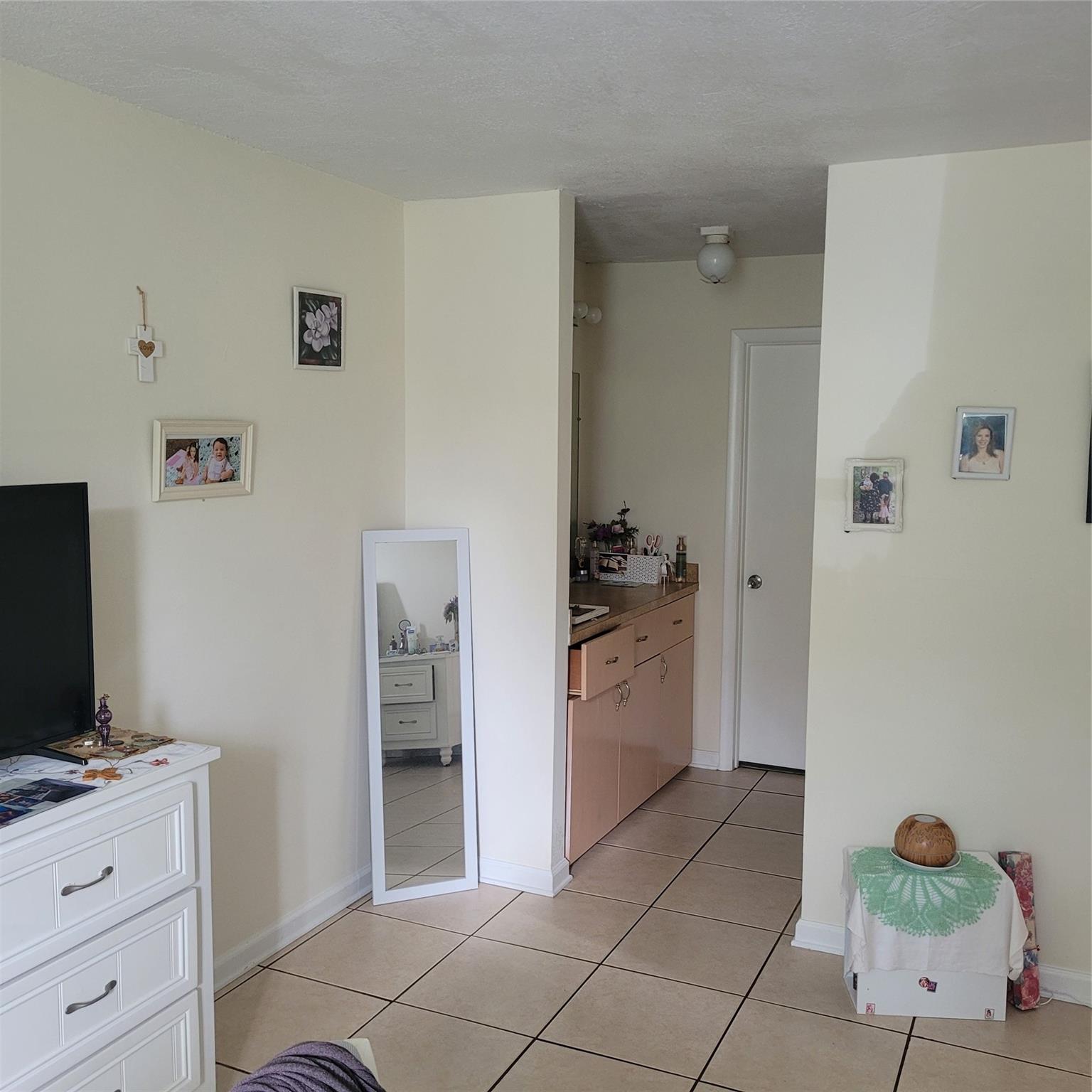 Country Pines Condo - Residential Lease