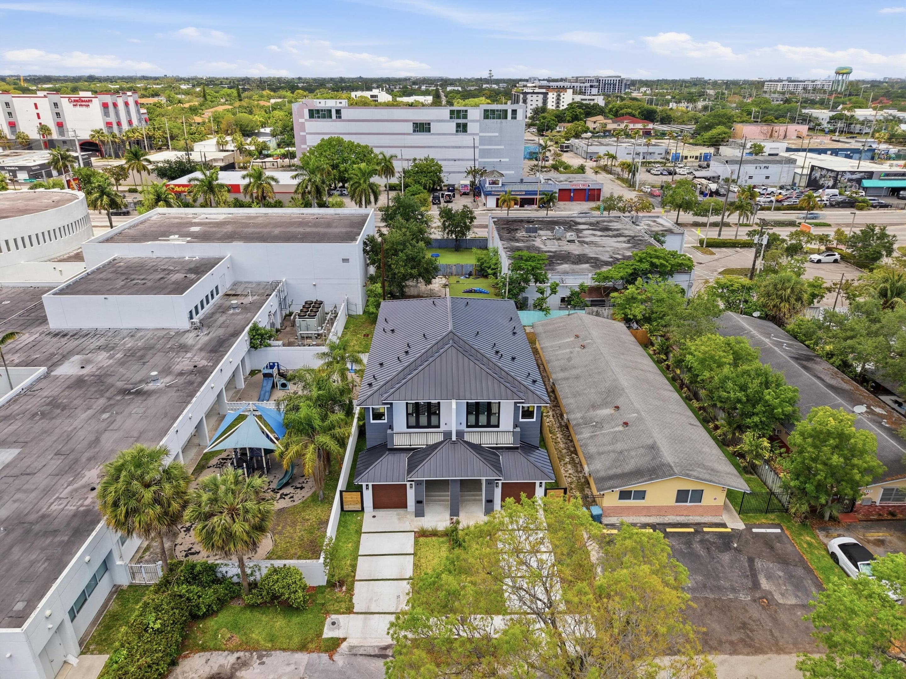 Sailboat Bend - Residential