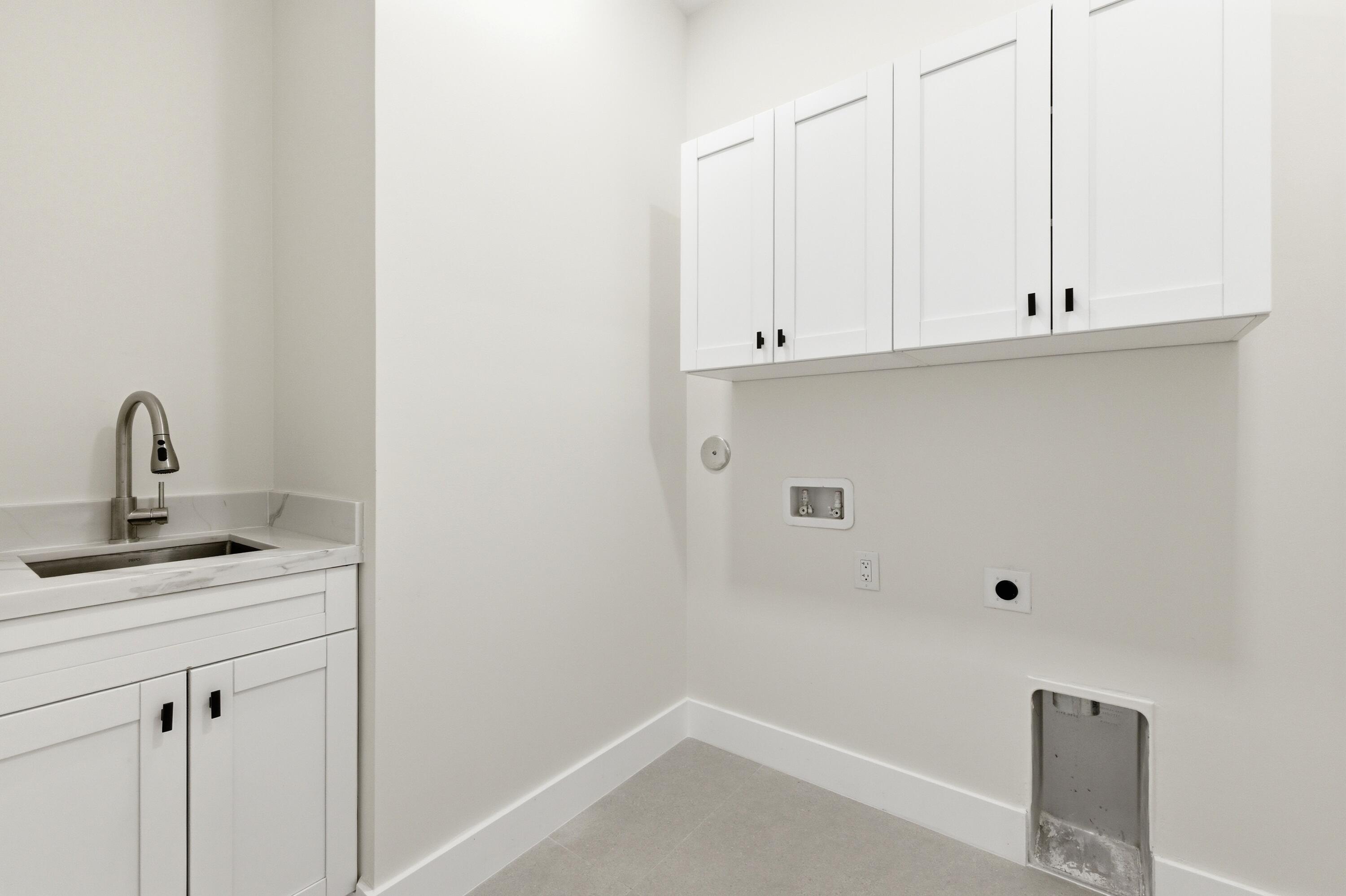 Sailboat Bend - Residential